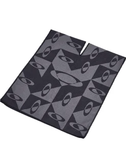 Oakley Everywhere Terrain Towel - Blackout