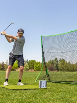 Skytrak + Portable Golf Sim Studio