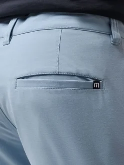 TravisMathew Tech Chino 8-Inch Short - Ash Blue